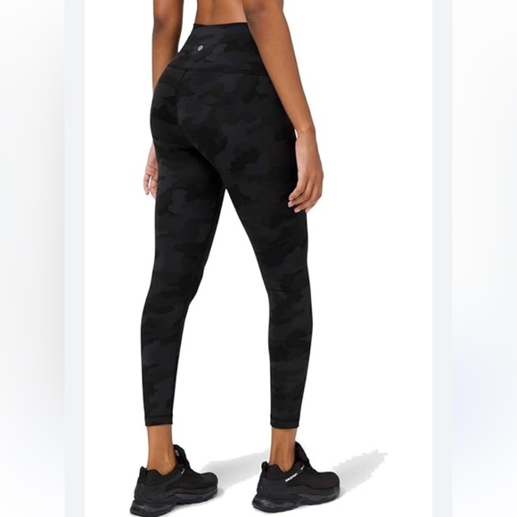 Lululemon legging - Picture 1 of 10